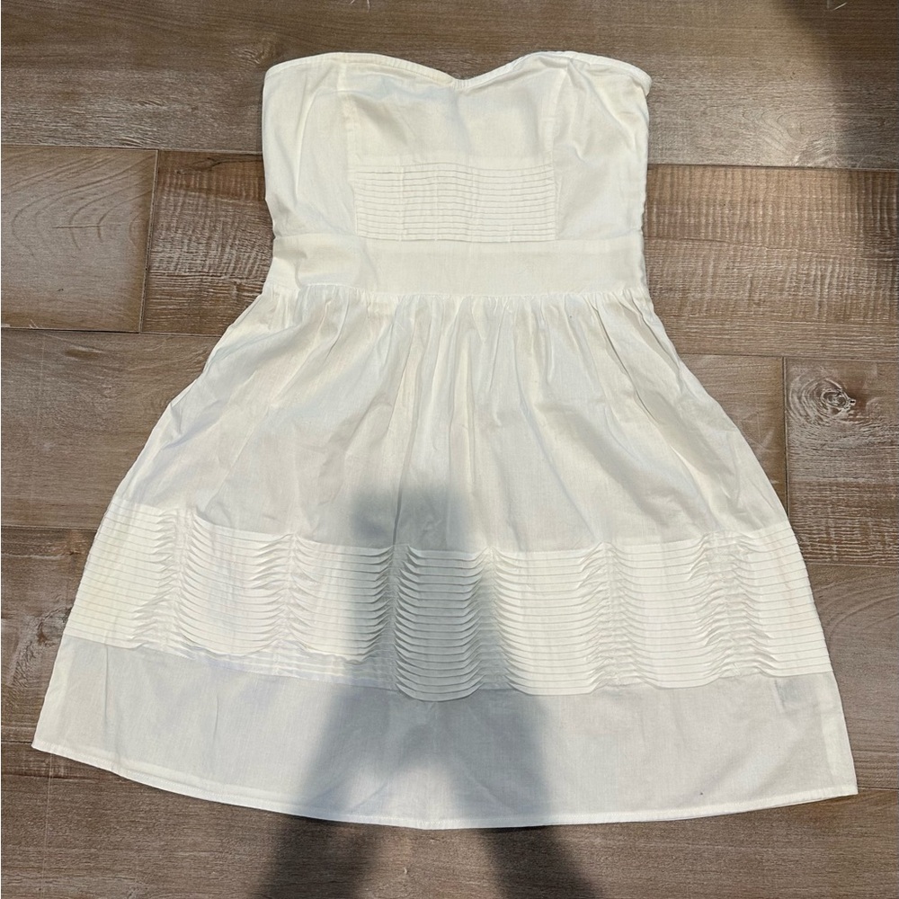 Kimchi Blue White Strapless Mini Dress